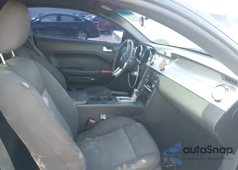 2009 Ford Mustang V6/V6 Premium from USA, damaged, VIN 1ZVHT80N895111249